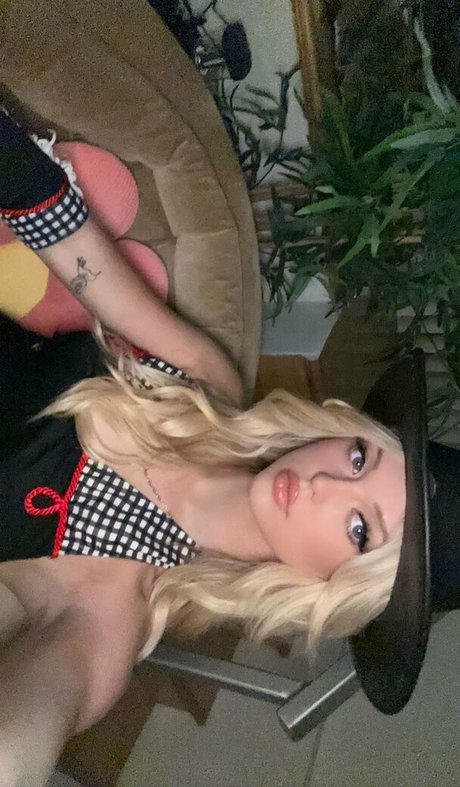 Loren Gray pornographic star pic