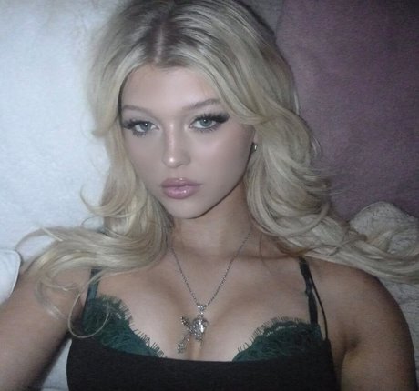 Loren Gray nude actress gallery