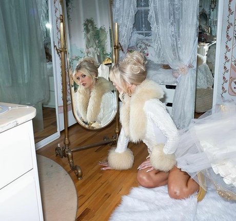 Loren Gray pretty star pictures