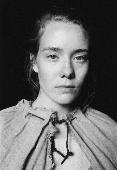 Berta Andrea Sndal star exclusive pics