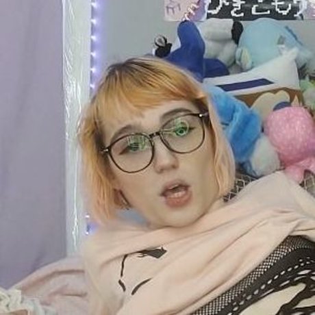 Claire Tennebrarum xxx star photos