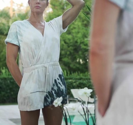 Torrie Wilson pornstar xxx photo