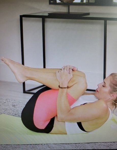 busty lingerie onlyfans free sex gallery