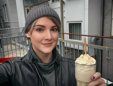 Ashley Barron sex star gallery