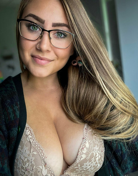 Teambonding pornstar pretty img