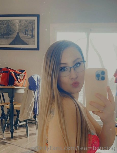 Teambonding naked star images