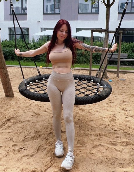 denlyasha pretty pornstar images