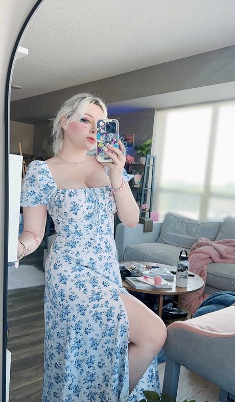 Ashtronova pornstar exclusive picture