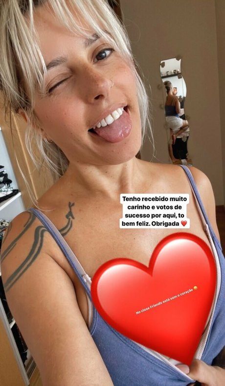 Dani Botan star sexy archive