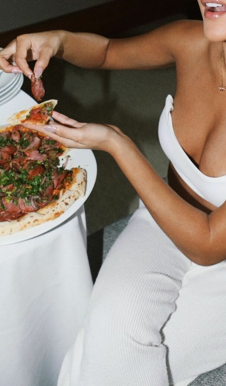 Bella Campos pornstar nice pictures