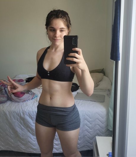 cristinysam star free pictures