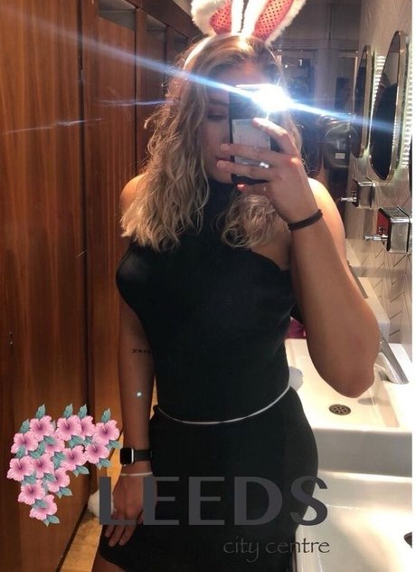 Caitlin Beevers model porn pictures