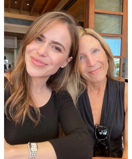 Nicolle Gironda nudes model photo