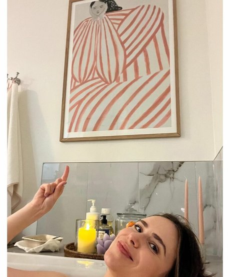 Nicolle Gironda Profile pic