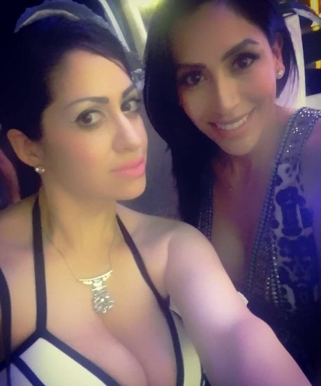 Jennifer Cortez free star photos