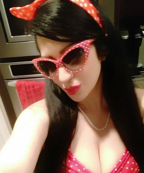 Jennifer Cortez star high quality image