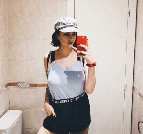 Delfi Peralta sex pornstar archive