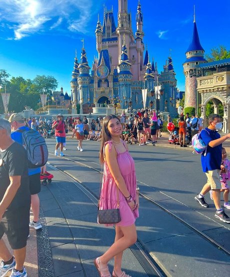 Nicole Fatone erotic actress gallery