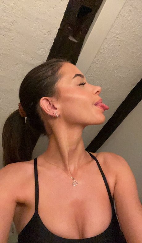 Lea Elui star sexy photo