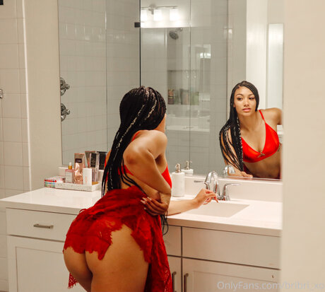 wetkittybri star nudes archive