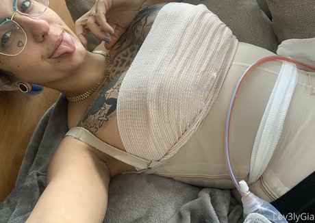 lovelygia nudes model photos