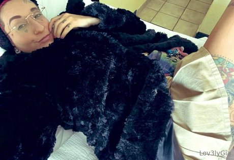 lovelygia star image