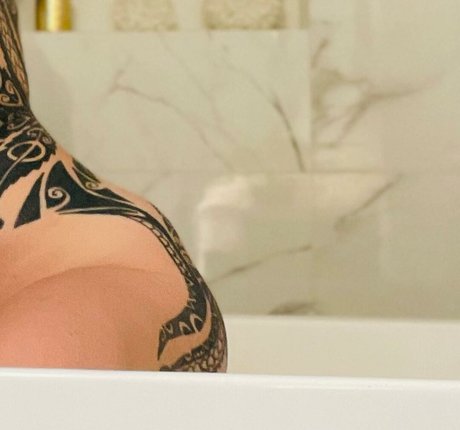 Ingrid Brans star exclusive picture