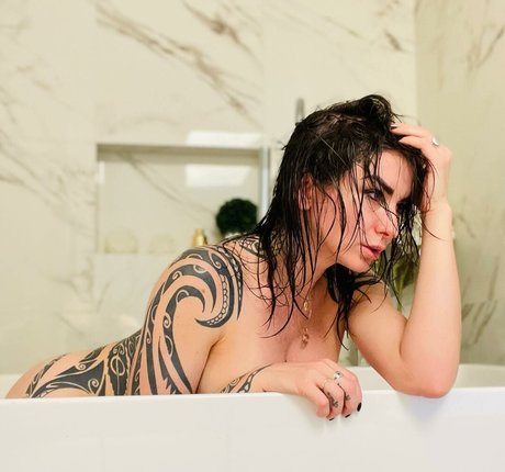 Ingrid Brans free star img