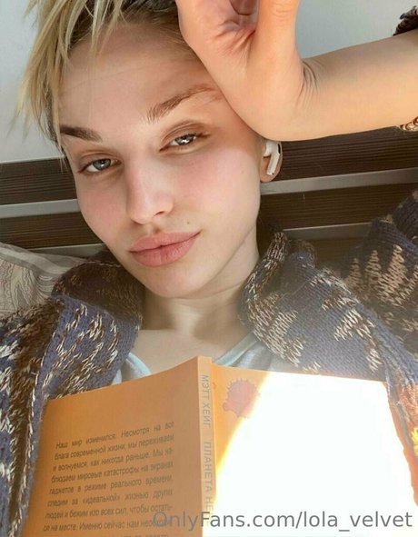 lana ocean star top picture