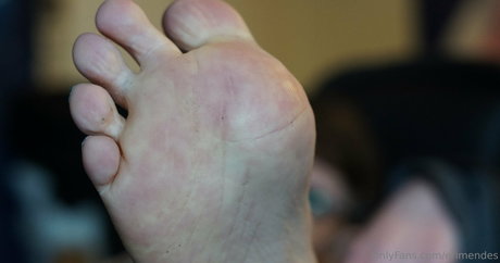 erimendes nude star images