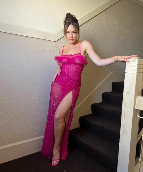 Abbie Chatfield pornstar xxx pics