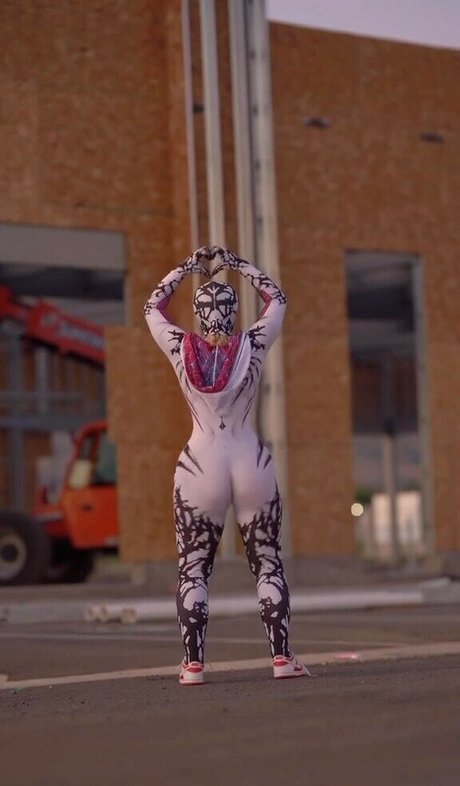 Globalgwen erotic model image