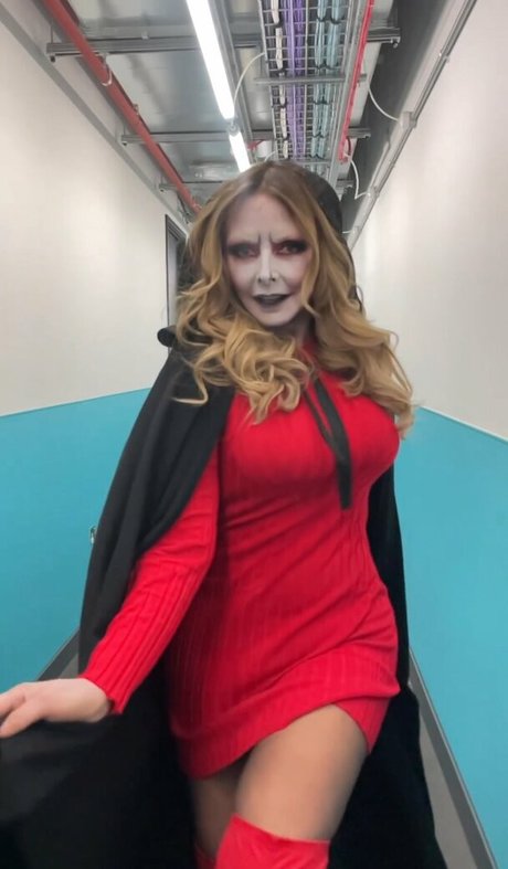 Carol Vorderman star free archive