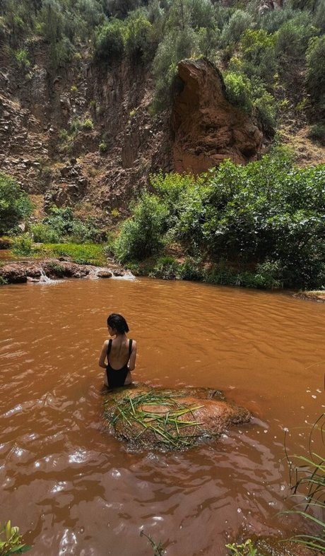 Rachel Zegler model exclusive gallery