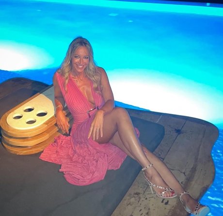 Elena Mici adult actress pics