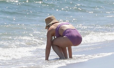 giant onlyfans sexy naked pics