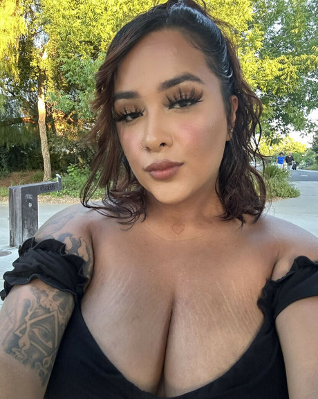 JacQueline pornstar erotic pictures