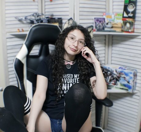 itwhiskarafterdark star adult img