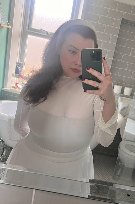 Gemothy erotic star picture