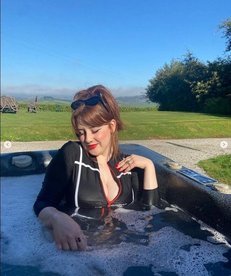 athletic milf onlyfans hot xxx picture