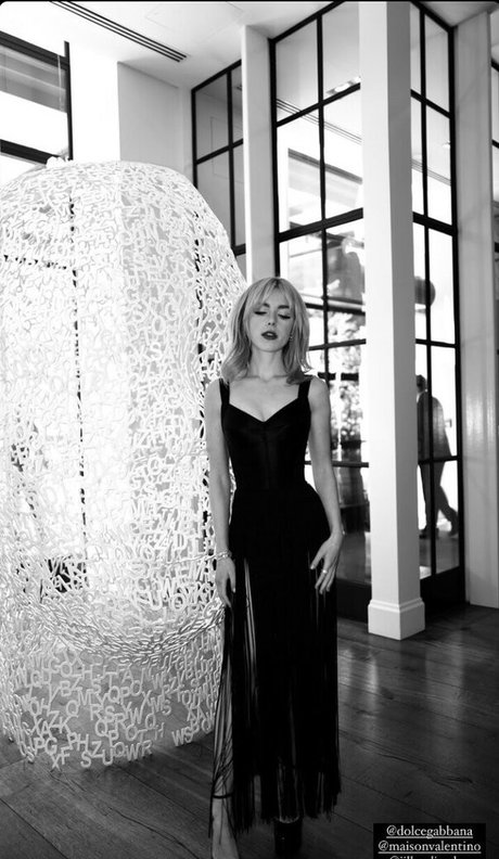 Kiernan Shipka model naked archive