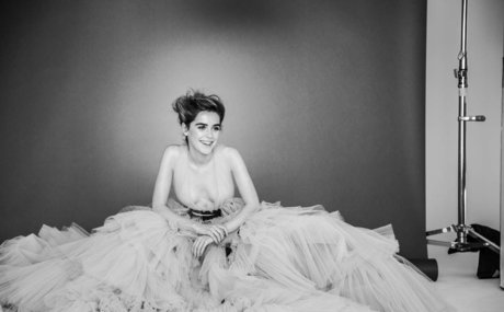 Kiernan Shipka pornographic actress picture