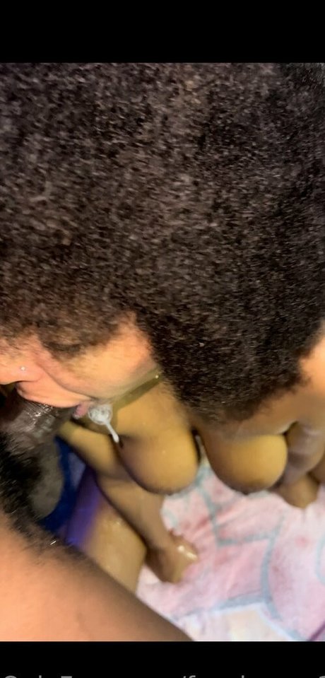 foxybrown20 free naked model images