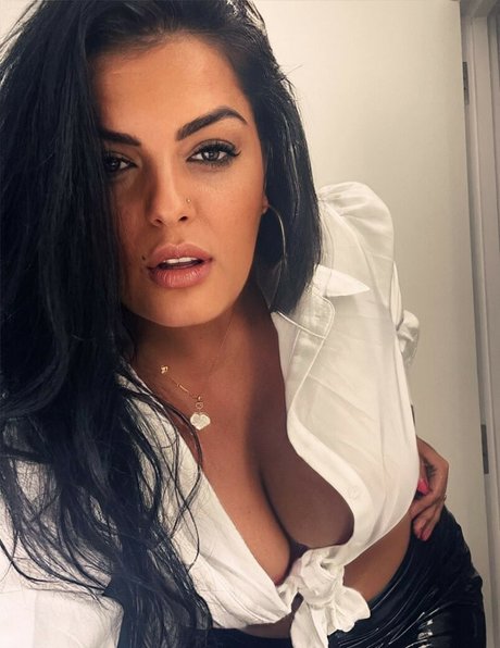 Jasmine Black star high quality pics