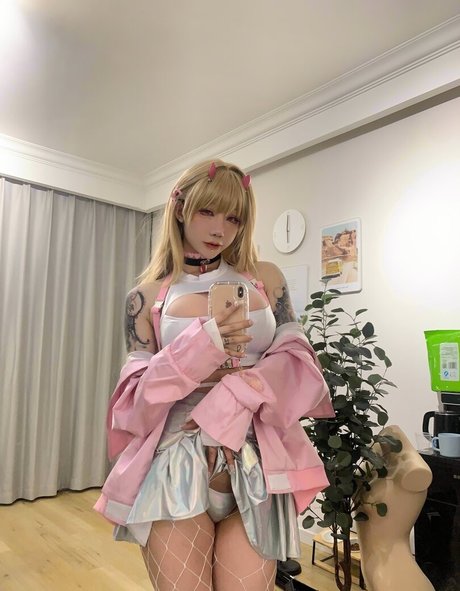 shiliuyelei porn model archive