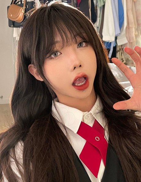 shiliuyelei beautiful pornstar image