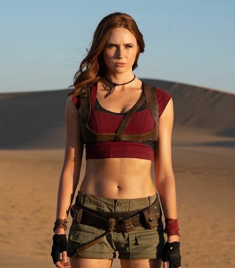 Karen Gillan star pornographic gallery