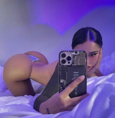 cjfans1 naked star photos