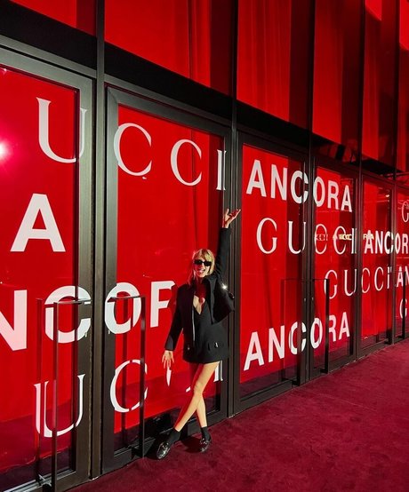 Daisy Edgar Jones pornstar sex gallery