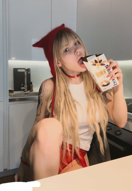 Sorabi nude model photos